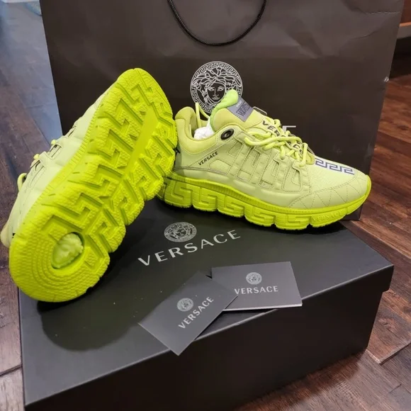 Versace neon sneakers - Picture 3 of 5